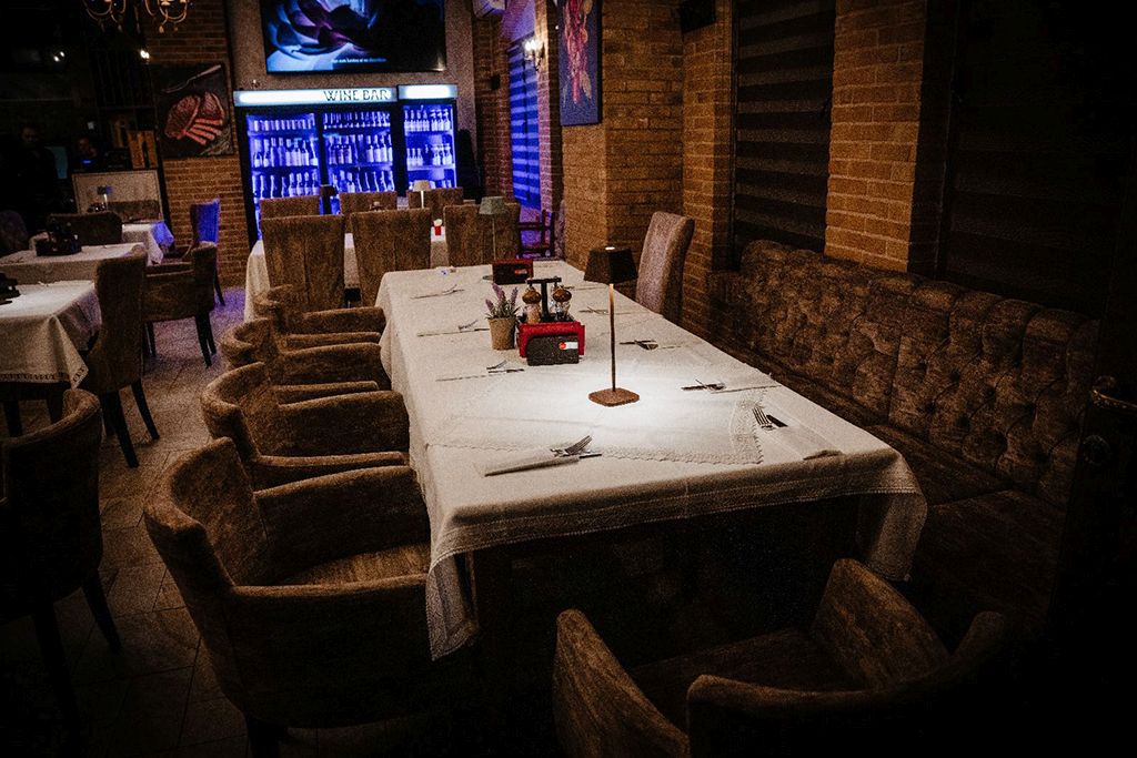 Restaurant Bacau | Restaurant Casa Boiereasca Bacau | Restaurant in Bacau | Fructe de mare Bacau | Paste Bacau | Restaurante in Bacau | Restaurant cu terasa Bacau | Terasa Bacau