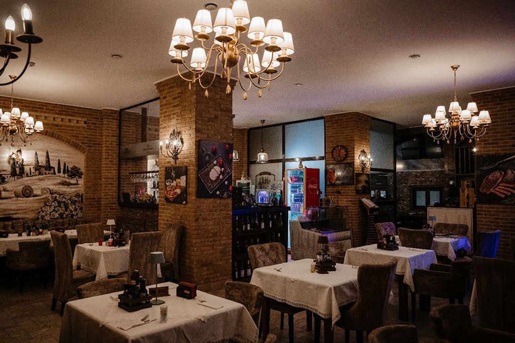 Restaurant Bacau | Restaurant Casa Boiereasca Bacau | Restaurant in Bacau | Fructe de mare Bacau | Paste Bacau | Restaurante in Bacau | Restaurant cu terasa Bacau | Terasa Bacau